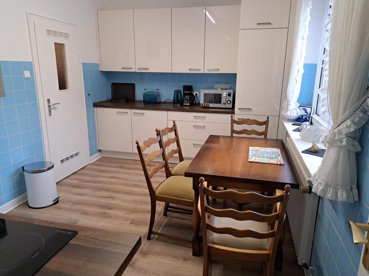 Muttis Apartment เมินเคงลัดบาค ภายนอก รูปภาพ