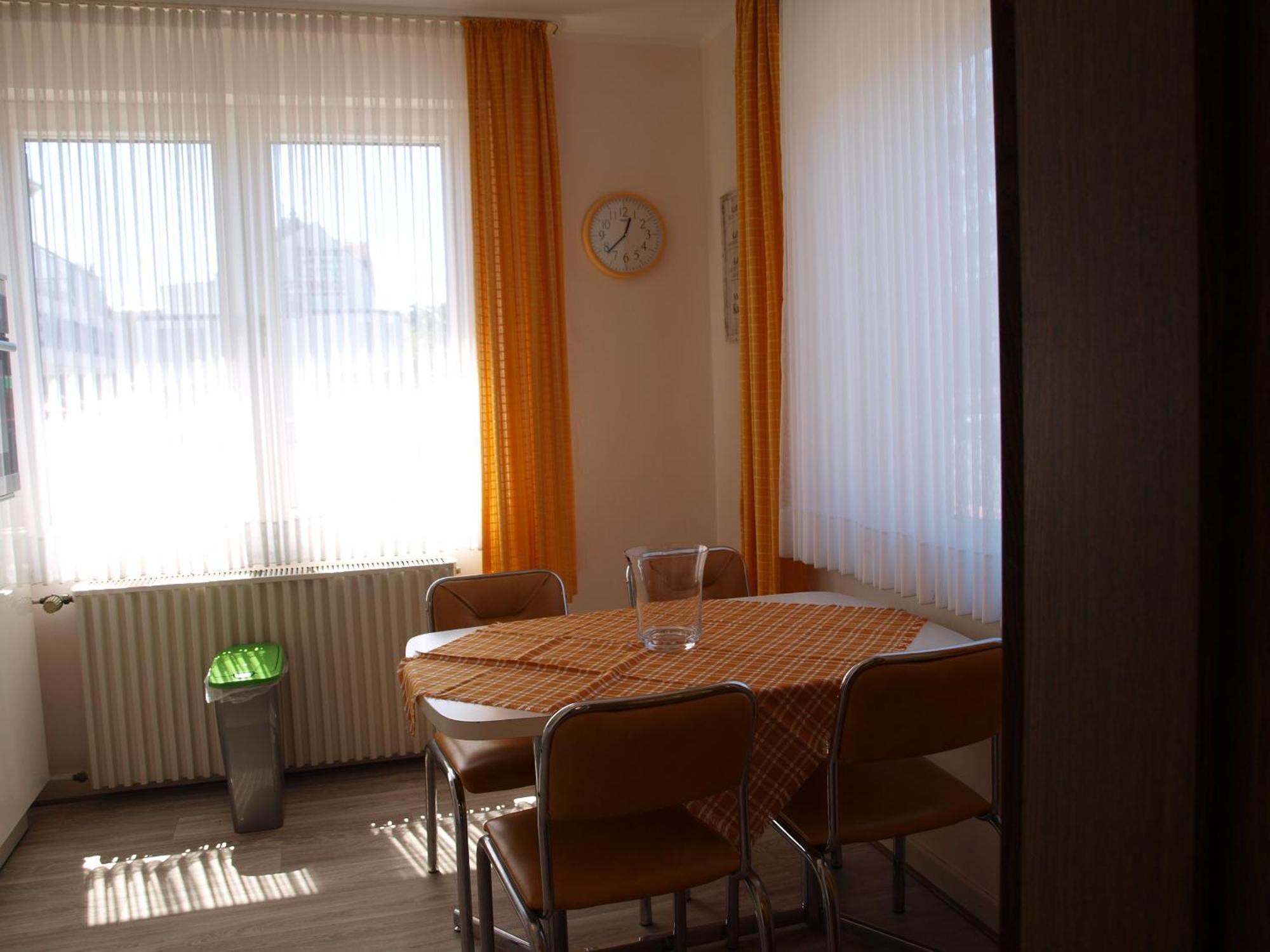 Muttis Apartment เมินเคงลัดบาค ภายนอก รูปภาพ